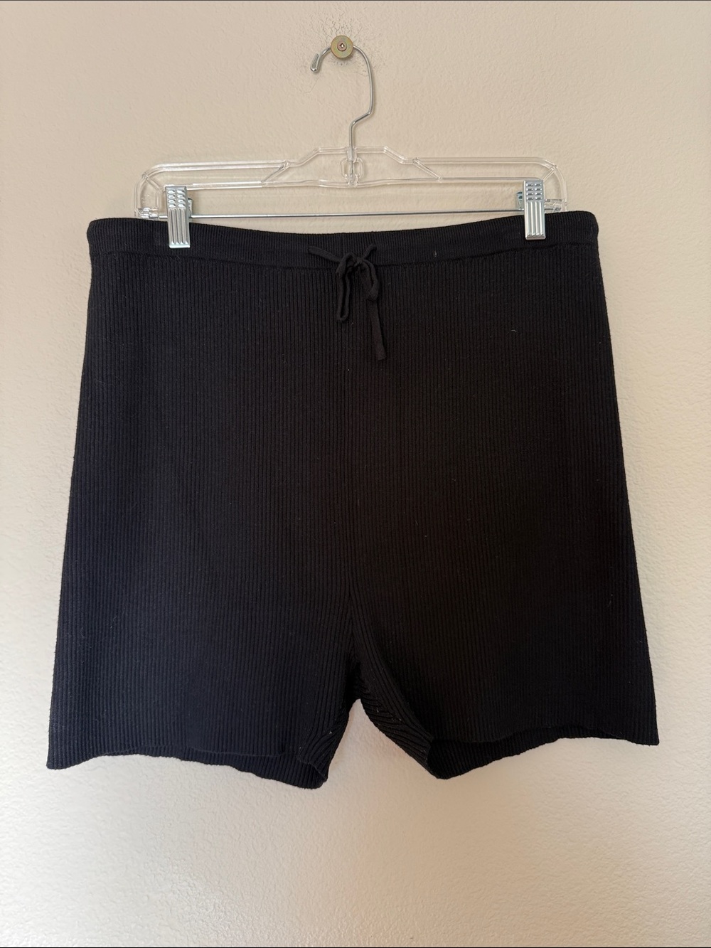 Legoe Heritage black ribbed knit shorts sz XXL VGUC